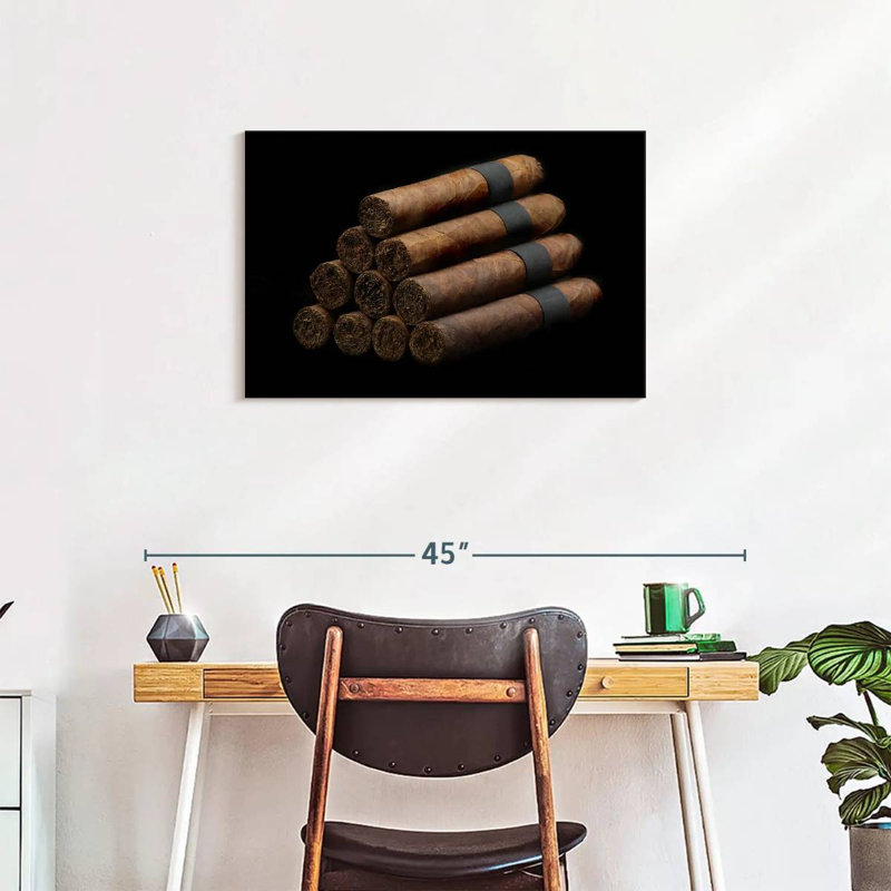 Senne Robusto Cigar Pyramid, 20" H x 30" W
