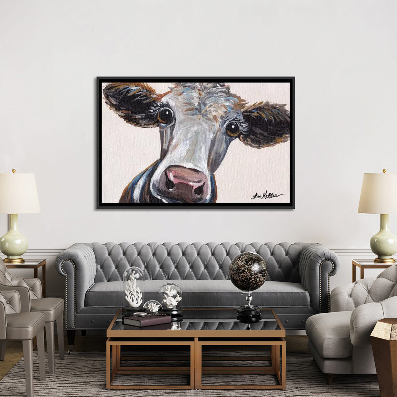 «Cora the Cow on Neutral» par Hippie Hound Studios - impression sur toile tendue, H 18 po x l 26 po x P 1,5 po