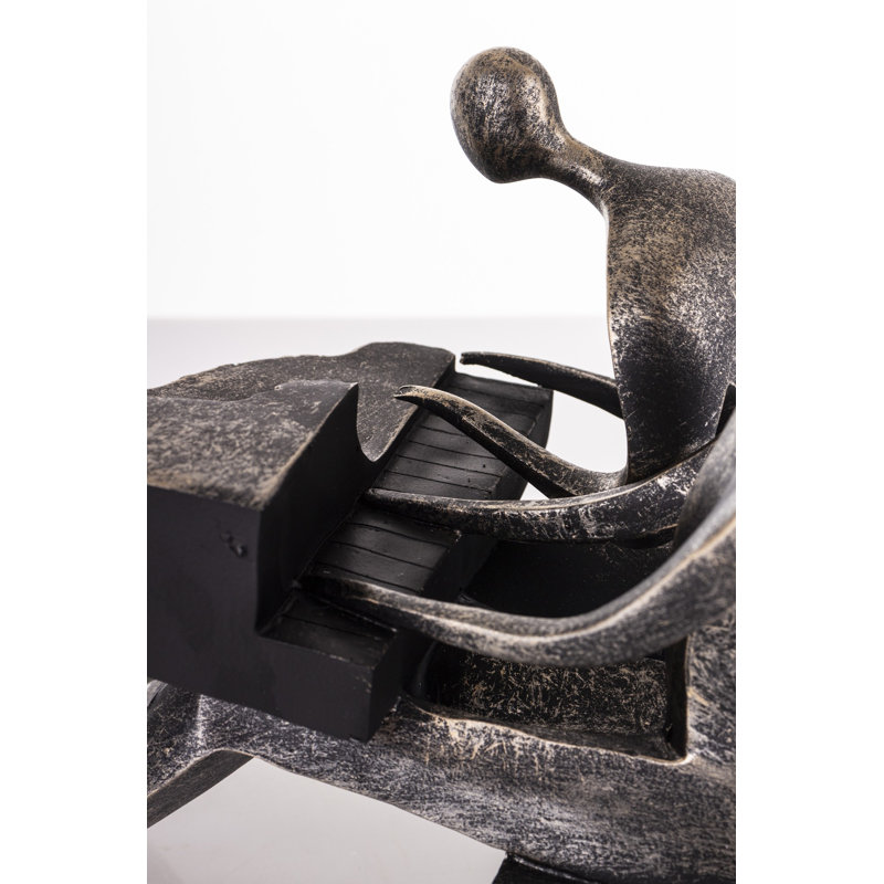 People Figurines & Sculptures