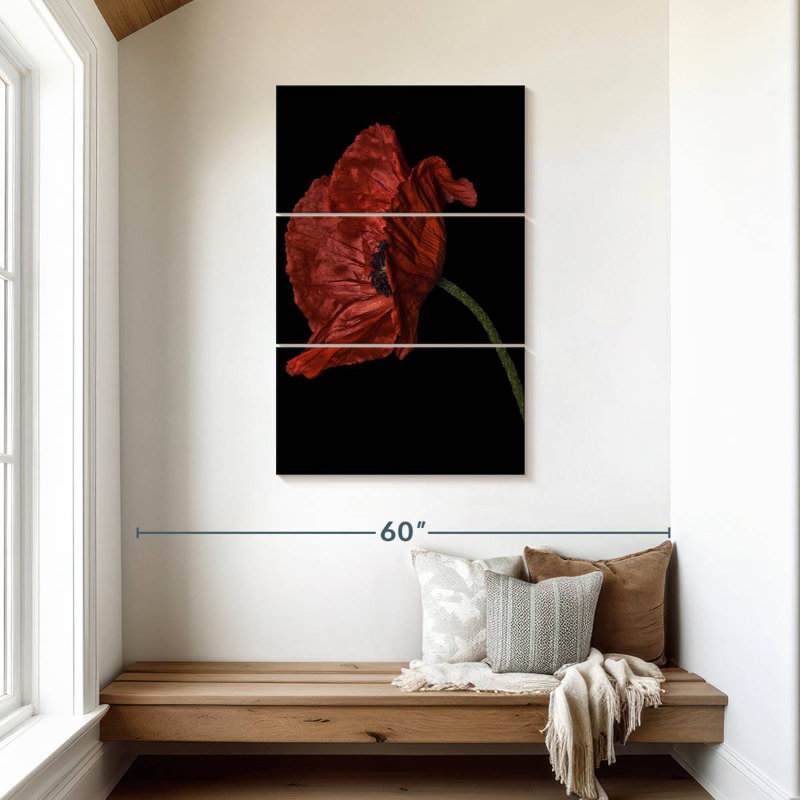 Harnek Curious Collections Poppy Red I, H 45 po x l 28 po