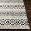 Tapis rose en laine tissé à la main Colin-81396882