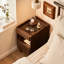 Table de chevet classique en bois de noyer avec tiroir et tablettes ouvertes pour la chambre à coucher ou le salon