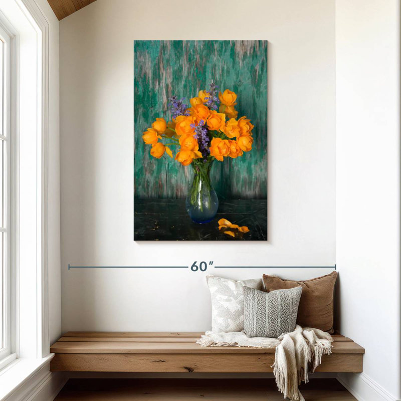 Vase Harnek de fleurs jaunes, H 45 po x l 30 po