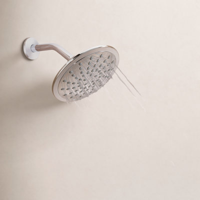 Pomme de douche à large jet de pluie à haute pression de deux gallons par minute pour salle de bain Moen