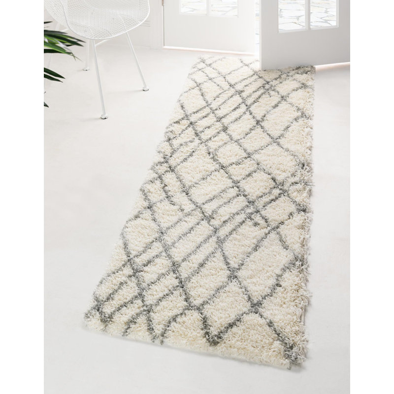 Indoor Rug, Runner 2' x 6'7"