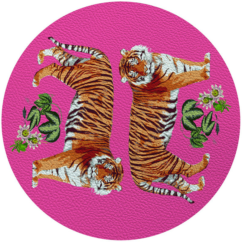 Napperon Tiger, Rose millennial