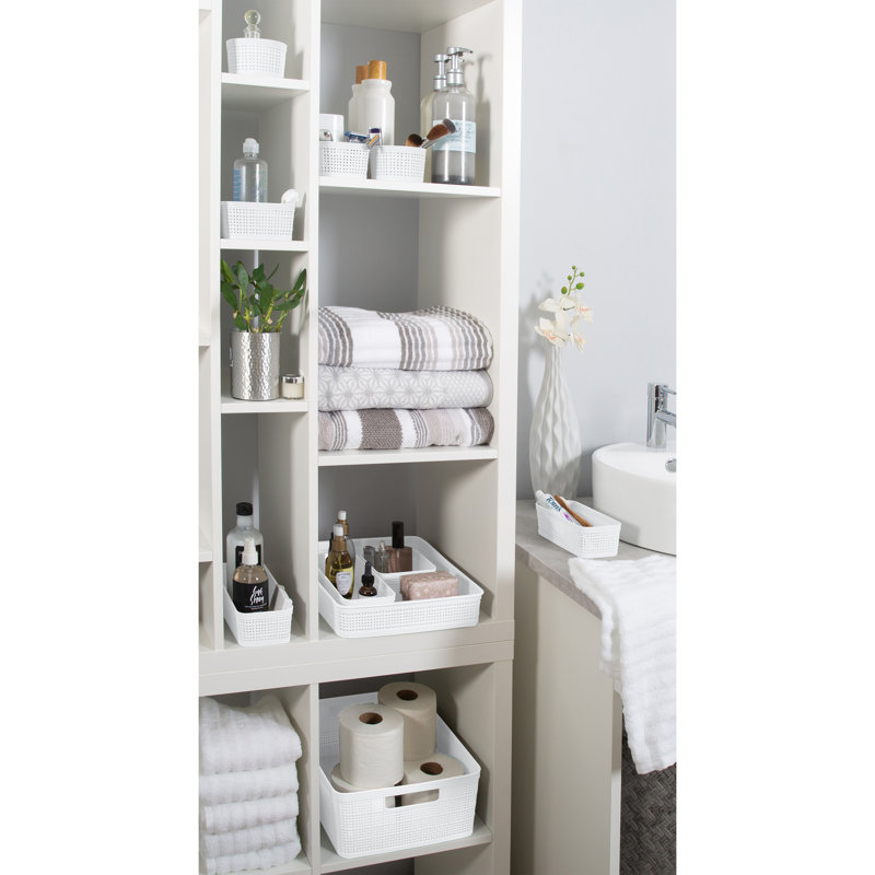 Simplify Plastic Decorative Basket, White