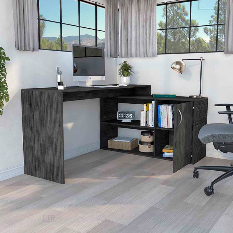 Bureau d'ordinateur moderne en L avec rangement ouvert et fermé, surface de travail spacieuse pour écrans et appareils, finition chêne fumé