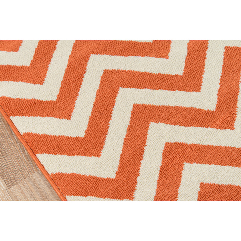 Irita Chevron Indoor / Outdoor Rug, Runner 2'3" x 7'6"