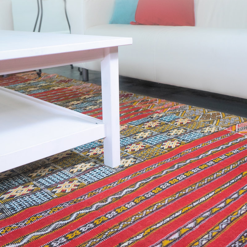 Tapis rouge en laine touffeté à la main Luanna