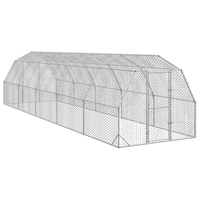 Alle Chicken Run, 225cm H x 1000cm W x 250cm D