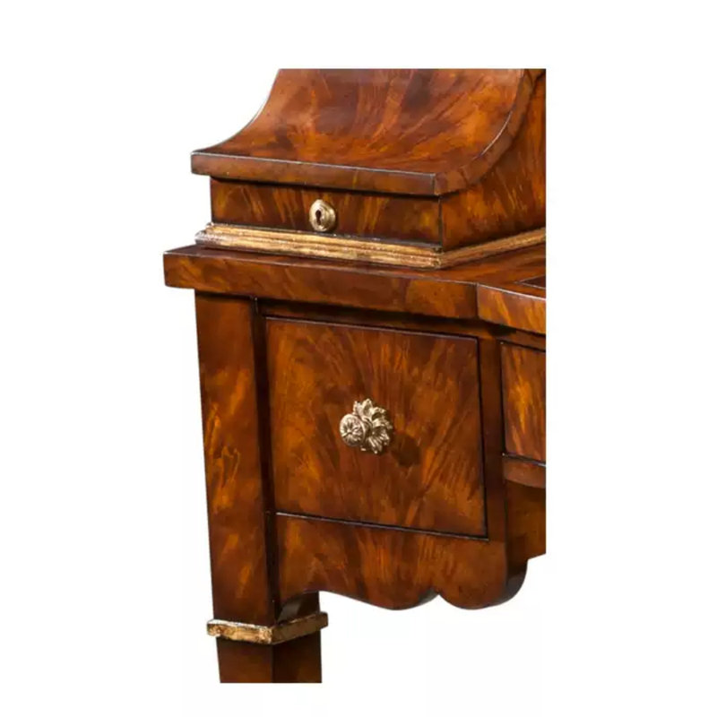 Commode de chambre à coucher de style rétro