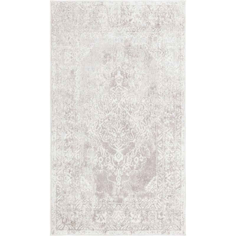 Malayna Oriental Indoor Rug, Rectangle 3' x 5'3"