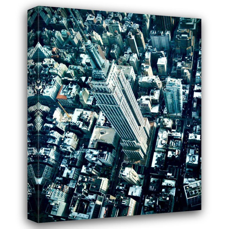New York City Empire State Building, H 24 po x l 18 po