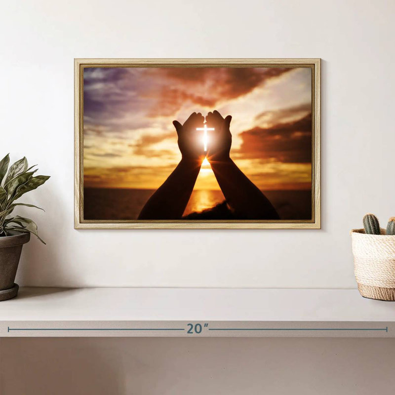 Croix de soleil brillante, Cadre flottant en bois naturel, 13 po x 9 po