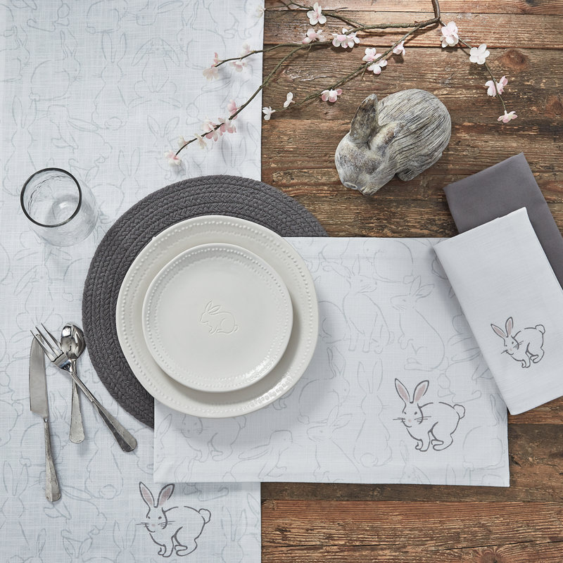 Tiffie Split P Bunnies Table Runner 15X72
