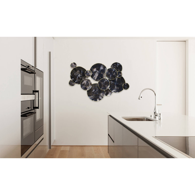 Wall sculpture Water On Plates