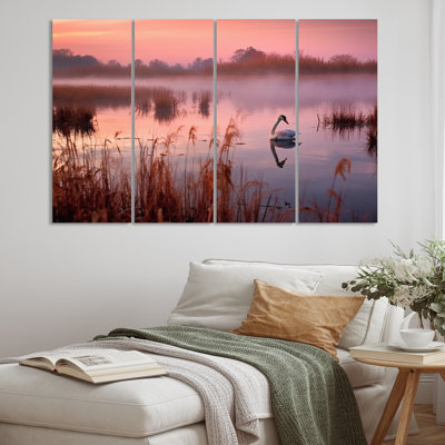 Ensemble de 4 décorations murales 4 cygnes roses au coucher du soleil