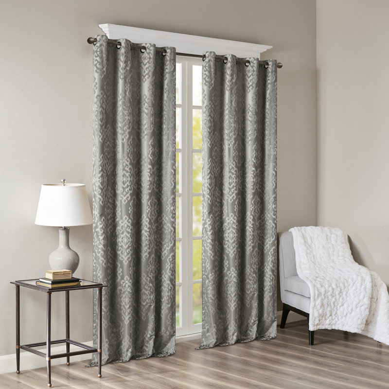 Panneau de rideau simple occultant et isolant à motif damassé avec œillets Mirage, l 50 po x L 108 po, Gris anthracite