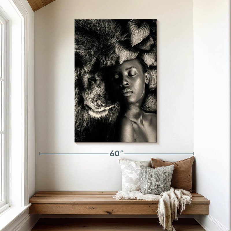 Leisha, femme et lion, H 48 po x l 32 po