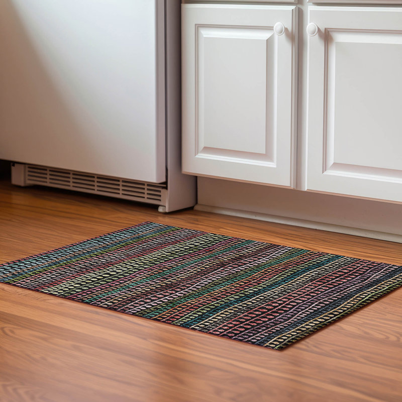 Premium Machine Washable Prisco Black Rug, Rectangle 1'8" x 2'6"