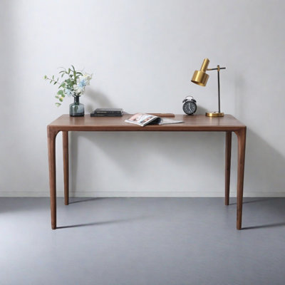 Bureau en bois massif de style nordique