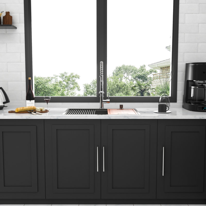 Station de travail à cuve simple en acier inoxydable de calibre 16 avec 30 résistances à l'usure et à la rouille, système de drainage en forme de X, ensemble de 5 accessoires, directives sur la réduction du bruit de l'eau,