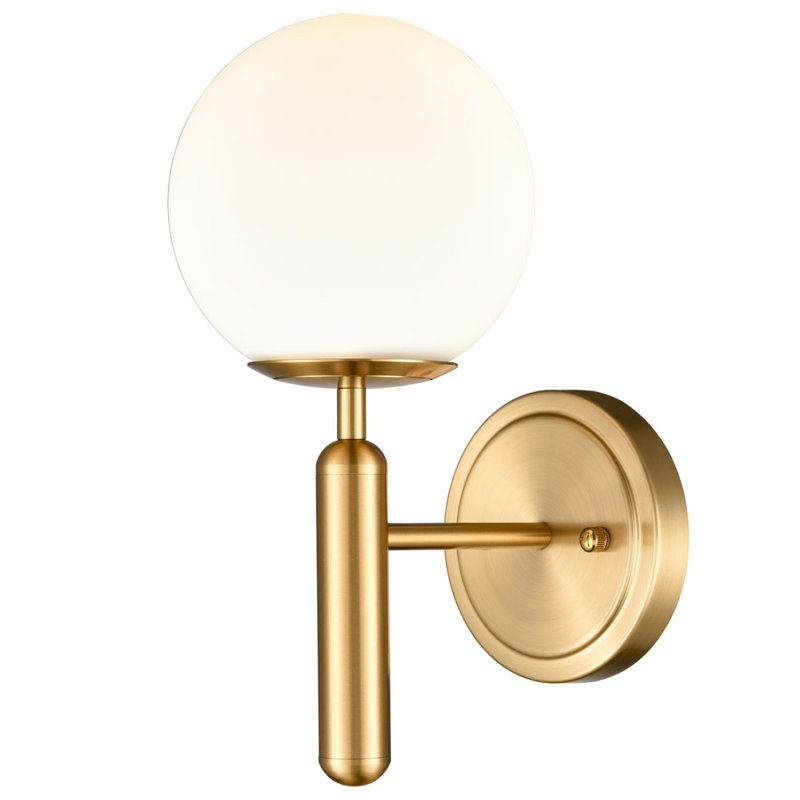 Applique murale en laiton avec globe en verre opale