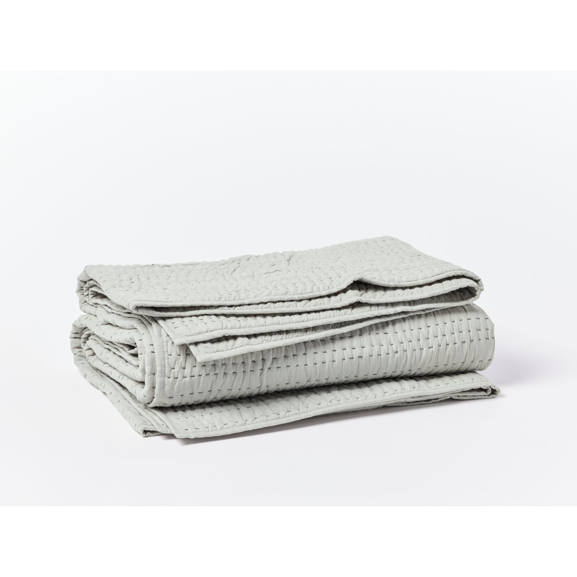 Channel Handstitched Organic Organic Percale Quilt, King Quilt, Hazel Chambray