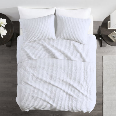 Courtepointe blanche 3 pièces réversible pour une décoration polyvalente, microfibre avec rembourrage en coton, contrôle des odeurs dans le rembourrage, microfibre, une chambre à coucher