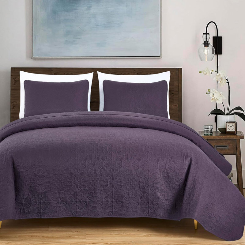 Luca 3-Piece Lightweight Microfiber Oversized Bedspread Set, King Coverlet/Bedspread + 2 King Shams, Purple