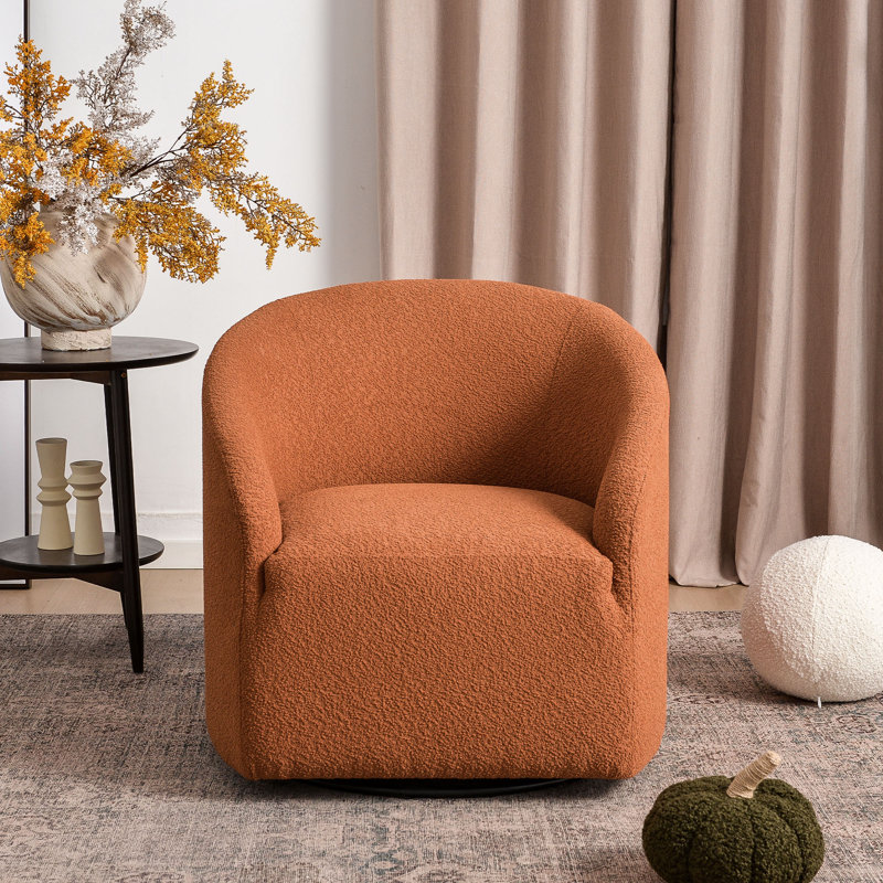 Fauteuil demi-tonneau pivotant de 32 po Charlisse, 100 % polyester caramel