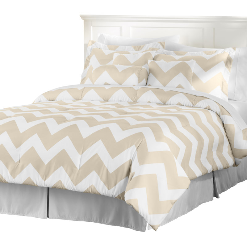Basics Chevron / Zig Zag Comforter, Queen, White / Taupe