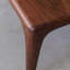 Table basse de style minimaliste et de niche-106228458