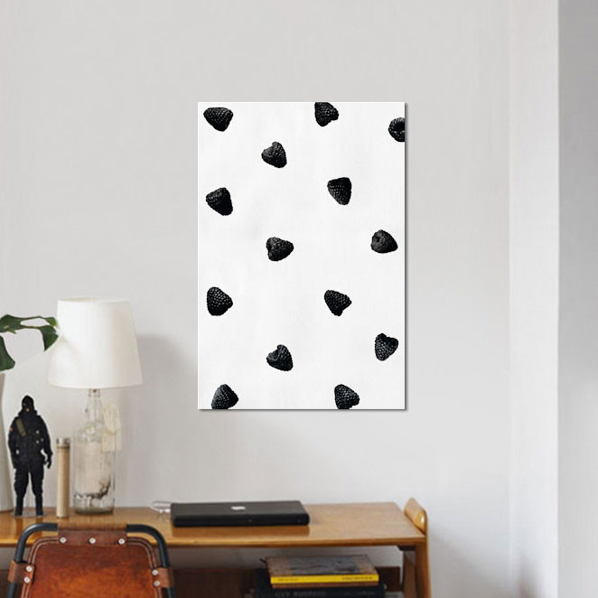 « black raspberries », impression sur toile, H 18 po x l 12 po x P 1,5 po