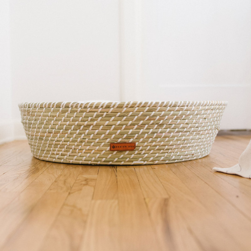 Prancer Dog Bed