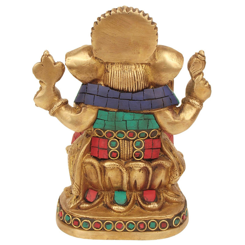 Sommet Ganesha profite généreusement de ses bénédictions