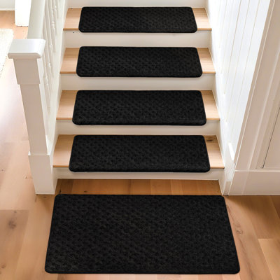 Rease Diamond Pattern Bullnosed Stair Treads (14pc) With Landing Mat (1pc) Set