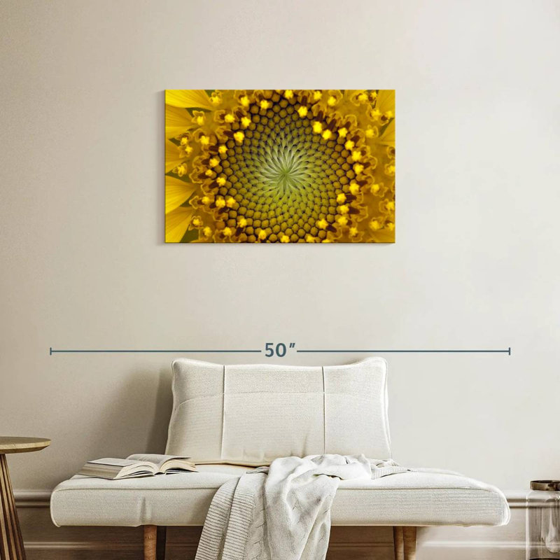 Harnek Symmetric Sunflower, 20" H x 30" W