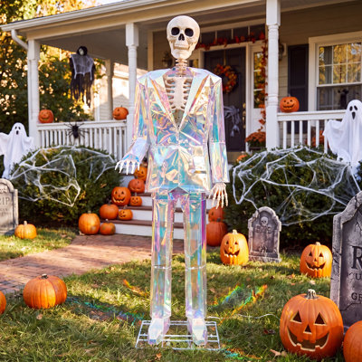     A vibrant full-body skull model, suitable for patios and porches.