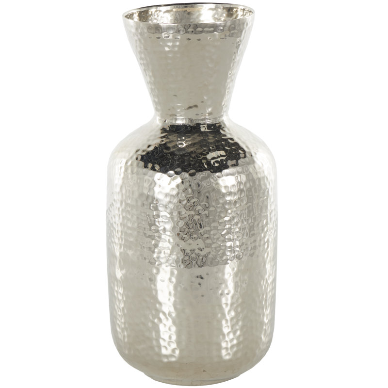 Vase en métal martelé Lynnix, H 13,05 po x l 6 po x P 6 po