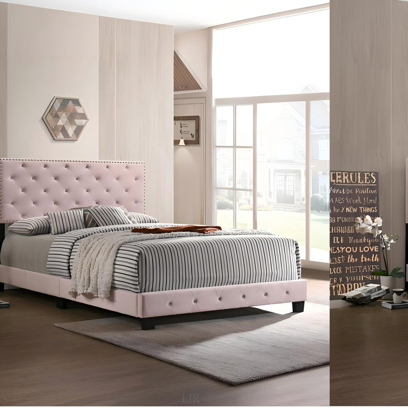 Lit double transitionnel chic avec une conception durable et polyvalente pour les chambres à coucher modernes