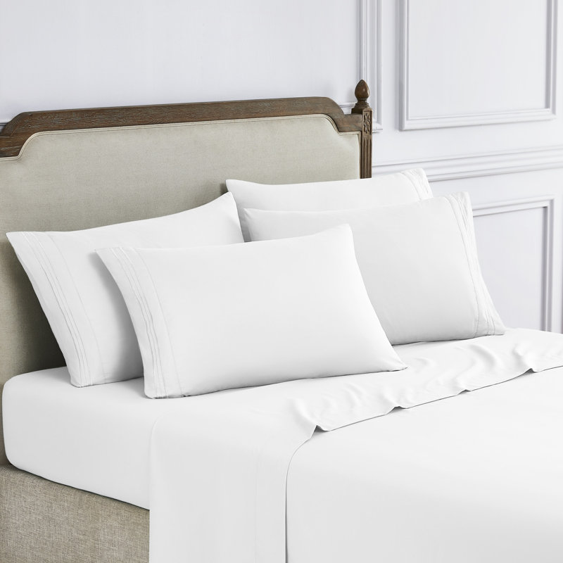 Queen White Deep Pocket Microfiber 6-Piece Sheet Set