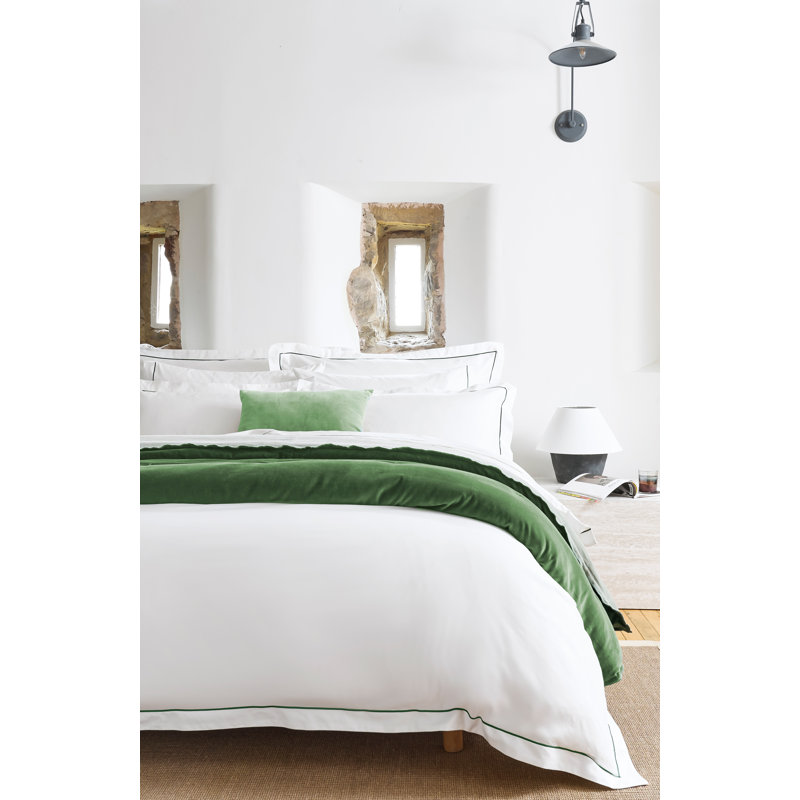 Premium Sateen Duvet Cover Set, Queen Duvet Cover + 2 Standard Pillowcases, Green/White