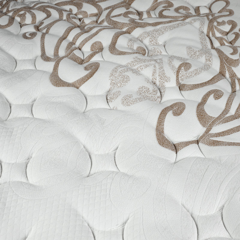 8 matelas, Grand lit