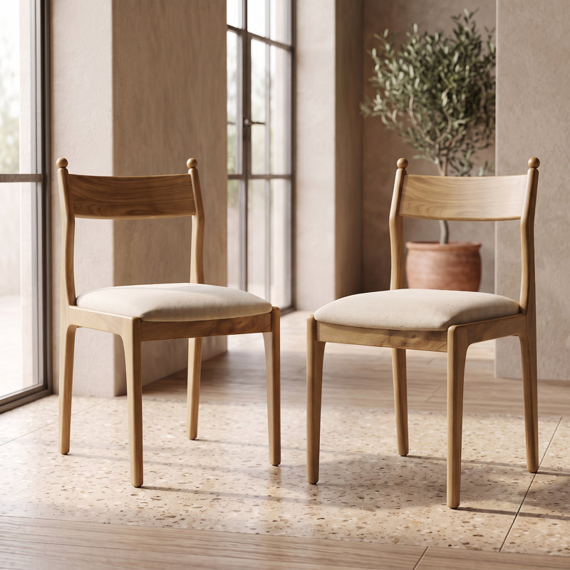 Chaise de salle à manger Liselle 35,5 po H en bois

Chaise d'appoint rembourrée, Blanc cassé