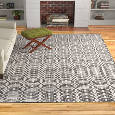 Damalis Hand Loomed Viscose Geometric Rug
