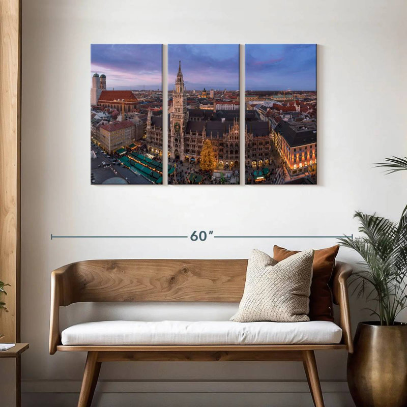 Rorry Munich City Center, 28" H x 45" W