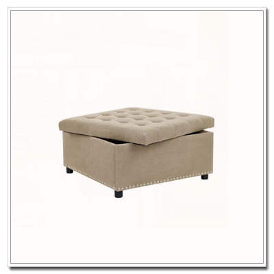 Pouf de rangement carré avec dessus capitonné et garniture cloutée