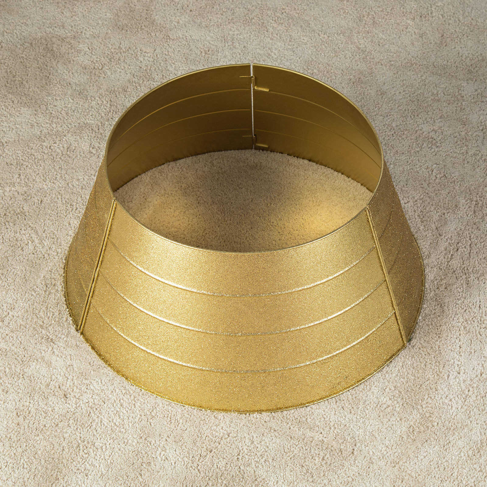 Joss & Main Gold Metal Tree Collar, Gold, 12.5" H x 25.75" W x 25.75" D